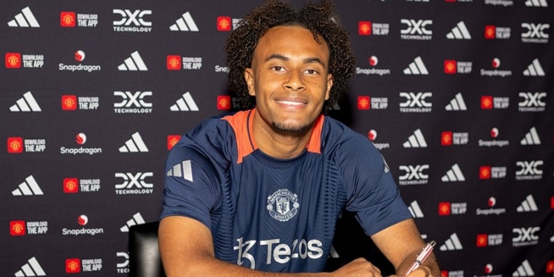 Hàng công của Man United được đặt niềm tin vào tiền đạo Joshua Zirkzee